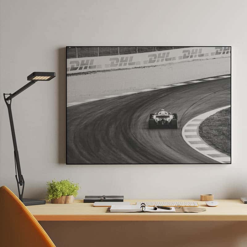 Formula 1 car thumbnail 2