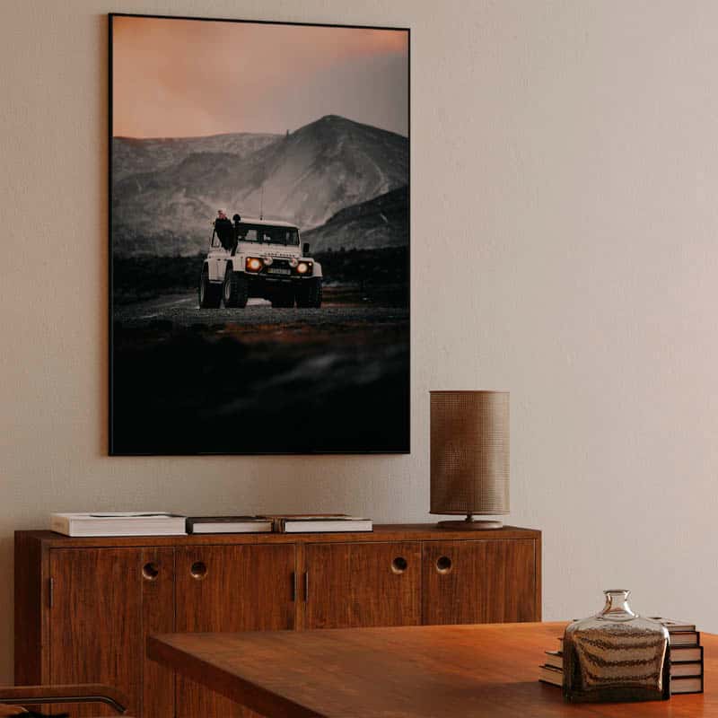 Land Rover Defender thumbnail 3