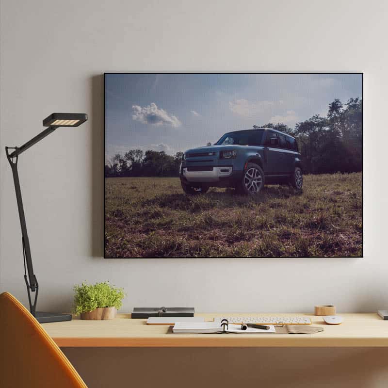 Land Rover Defender thumbnail 2