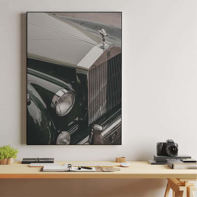 Rolls Royce Grill thumbnail 2