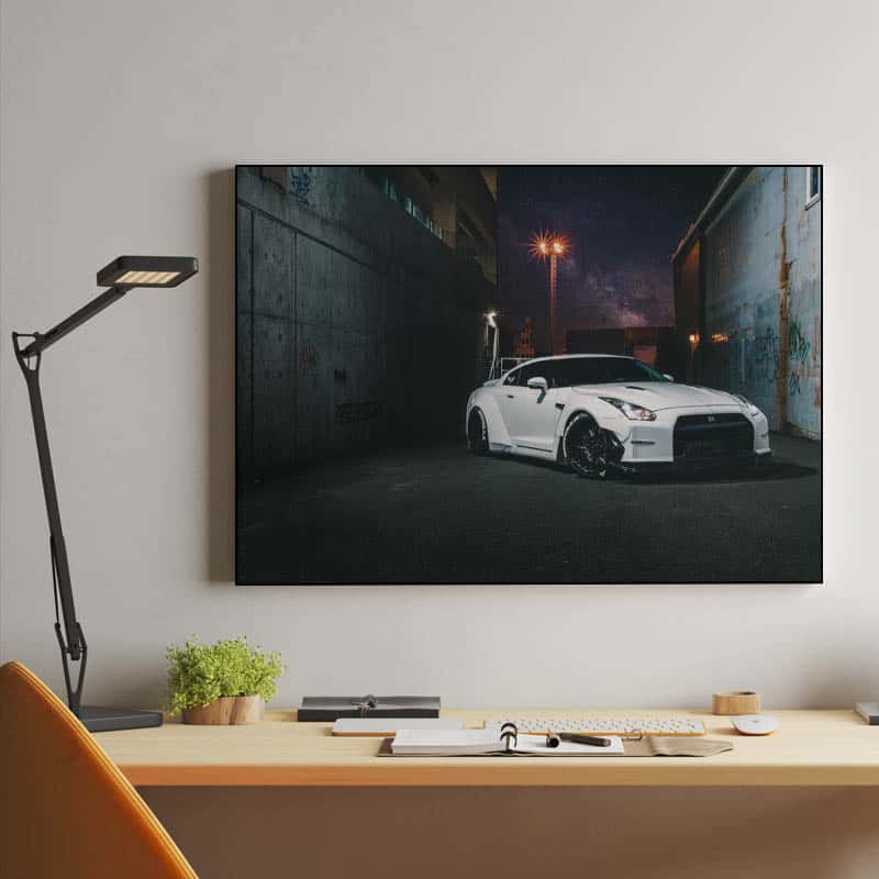 Nissan GT-R R35 thumbnail 2