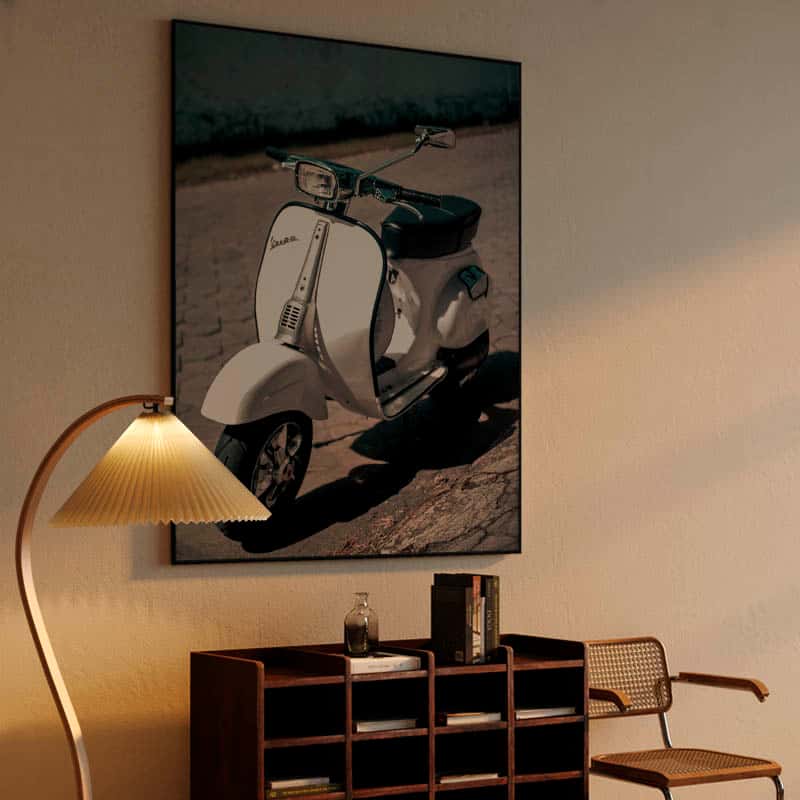 Vespa Scooter thumbnail 4