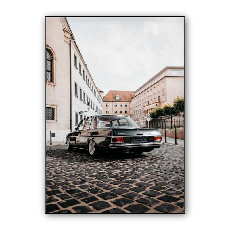 Mercedes-Benz W115 thumbnail 1