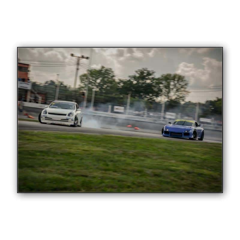 Drifting cars thumbnail 1