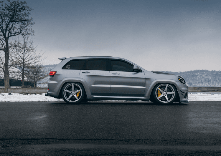 Jeep Grand Cherokee SRT preview