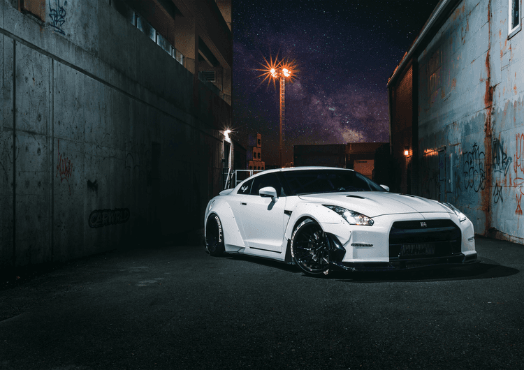 Nissan GT-R R35 preview