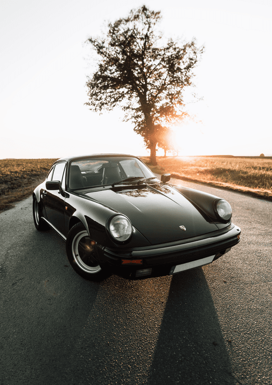 Porsche 911 Carrera 3.2 preview
