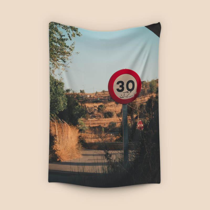 Traffic sign - Fuentes Claras reservoir, Ávila