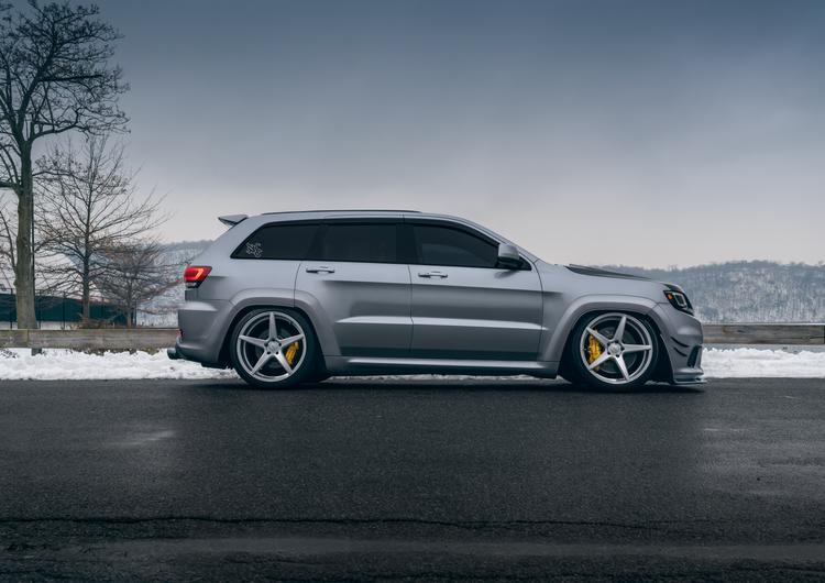 Jeep Grand Cherokee SRT