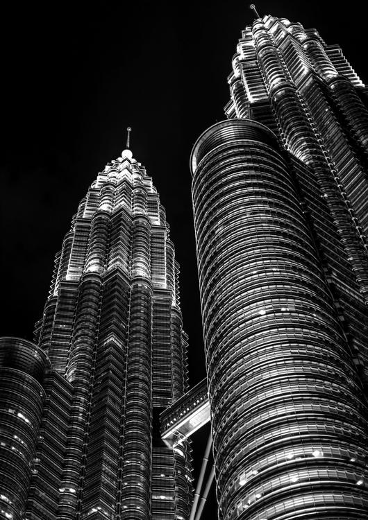 Petronas Twin Towers Canvas