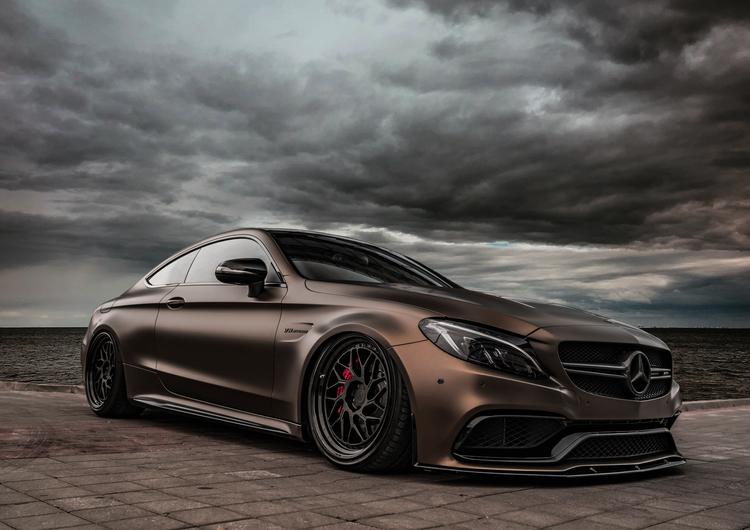 Mercedes AMG C63