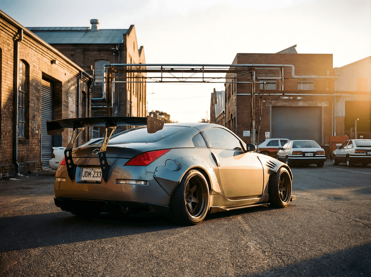 Golden Industrial Zenith: Widebody Nissan Z33