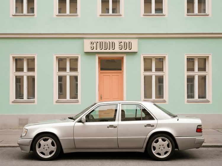Mercedes-Benz 500E: Studio 500 Pastel Symmetry