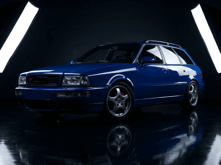 Audi RS2 Avant: Nogaro Blue Studio Portrait