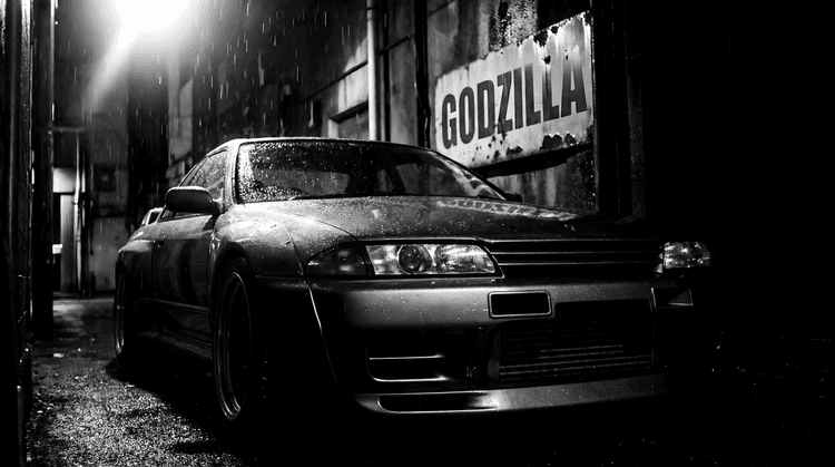 Nissan Skyline GT-R R32: Godzilla in the Rain