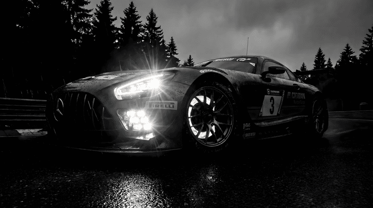 Endurance Glow: Mercedes-AMG GT3 in the Rain