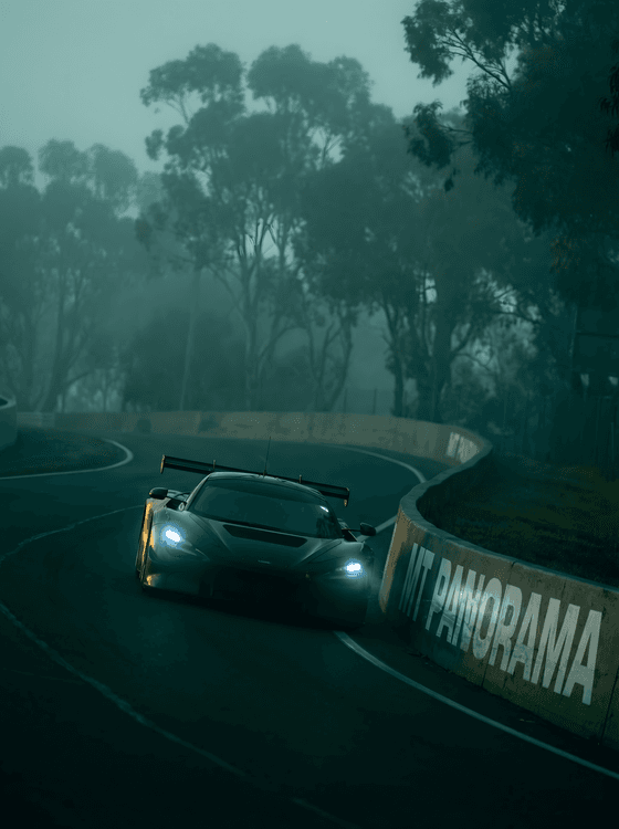 Mountain Mist: McLaren 720S GT3 at Mount Panorama