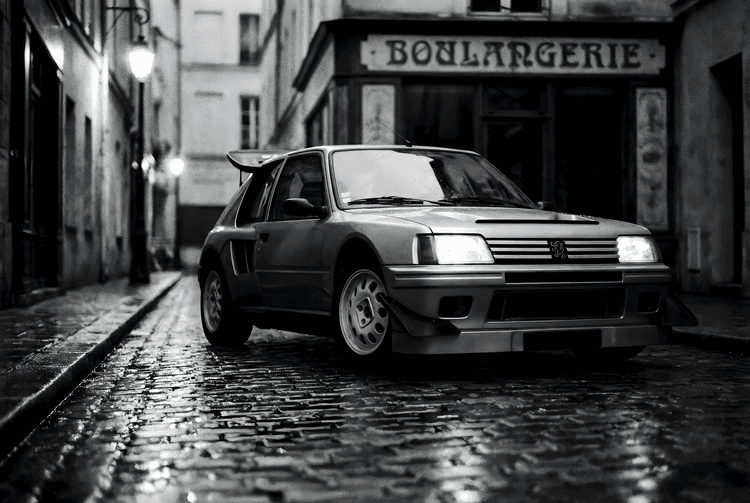 Parisian Night Sprint: Peugeot 205 T16