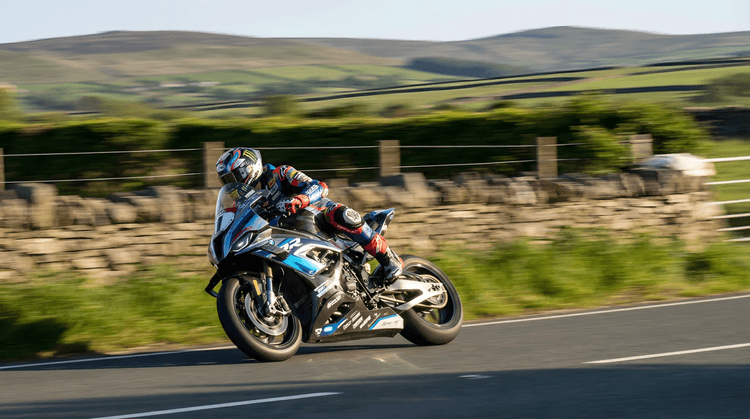 Isle of Man Velocity: BMW Superbike on the Mountain Course