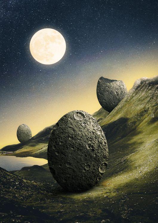 Moon Egg