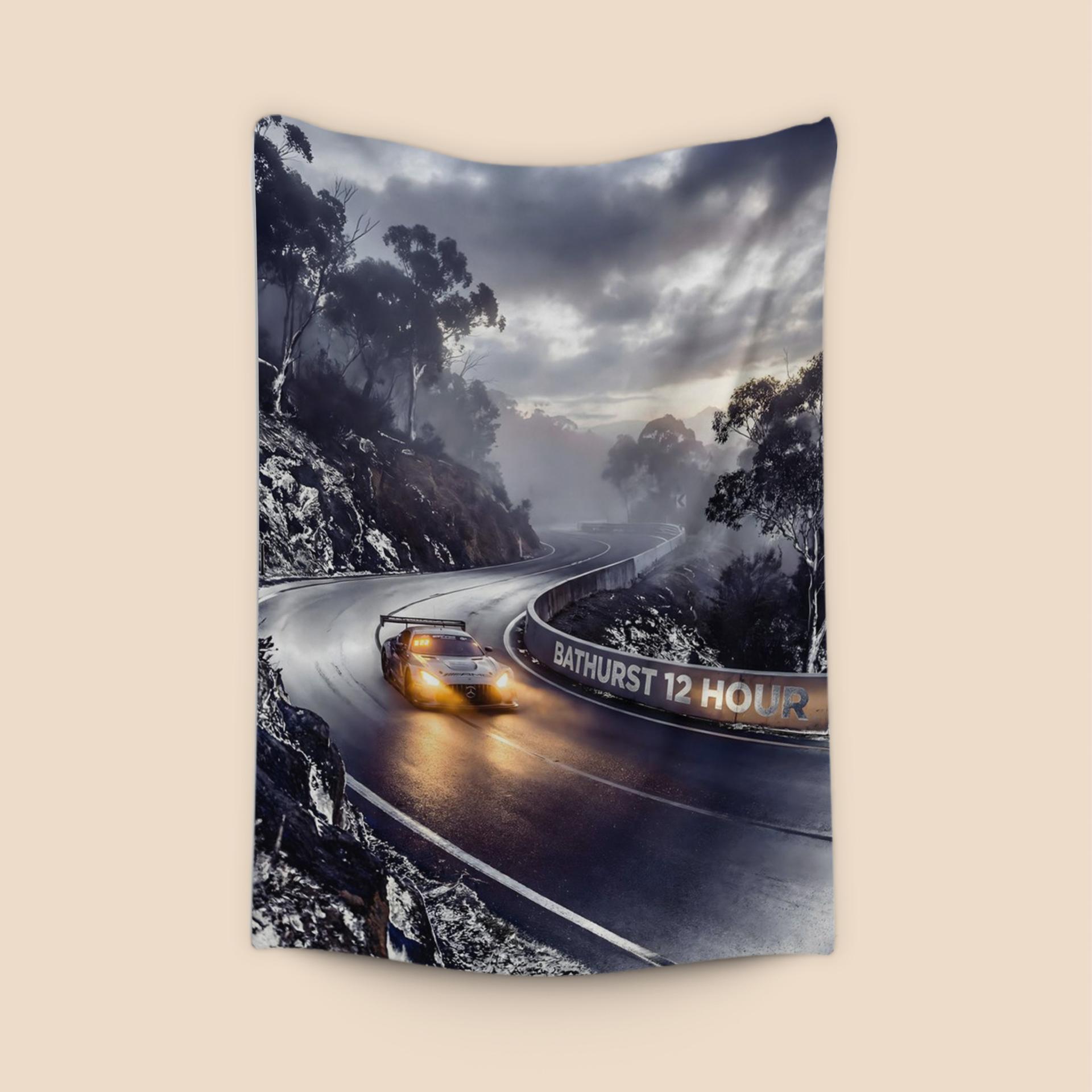 Mist on the Mountain: Mercedes-AMG GT3 at Bathurst 12h