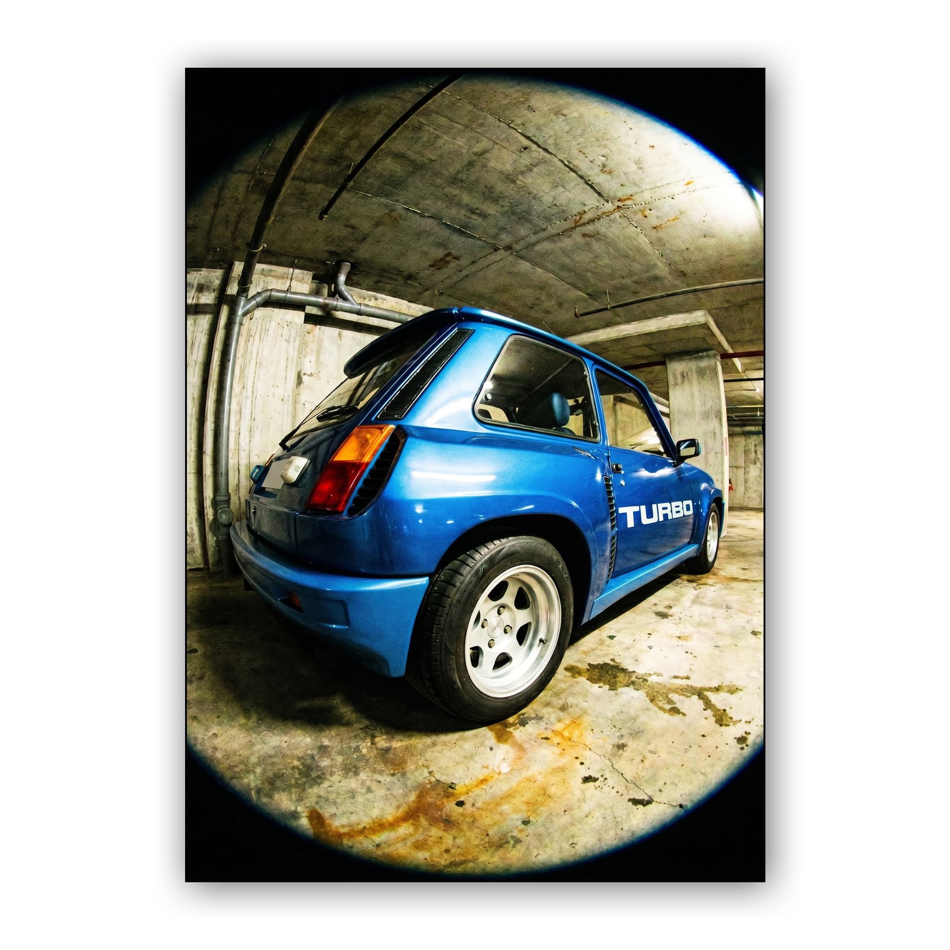 Renault 5 Turbo: Blue Garage Fisheye