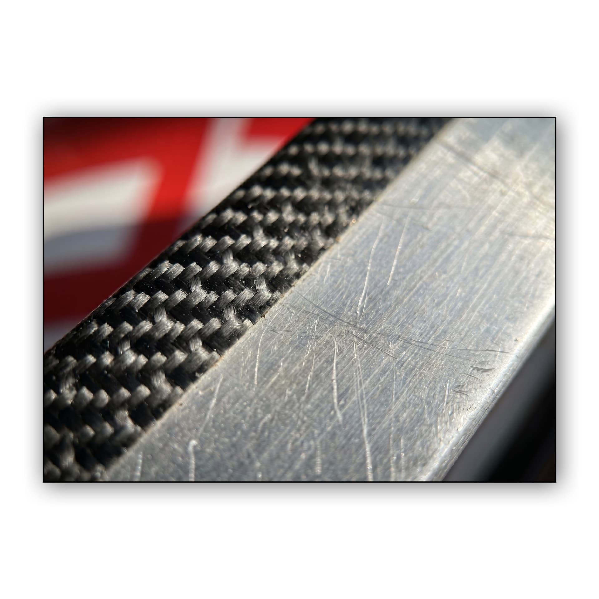 Rally Carbon and Aluminum Macro Detail